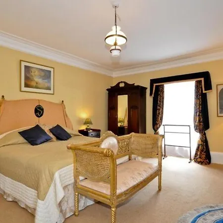 Errisbeg House Roundstone