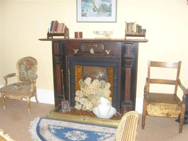 Errisbeg House Roundstone